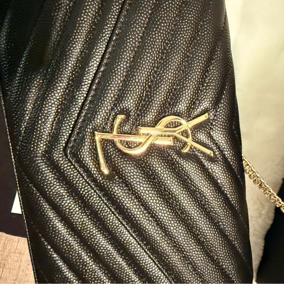 Saint Laurent Black Chevron Crossbody Bag - Picture 13 of 13